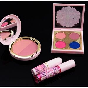 MAC X PATRICK STARR “ME SO FLEEK” COLLECTION